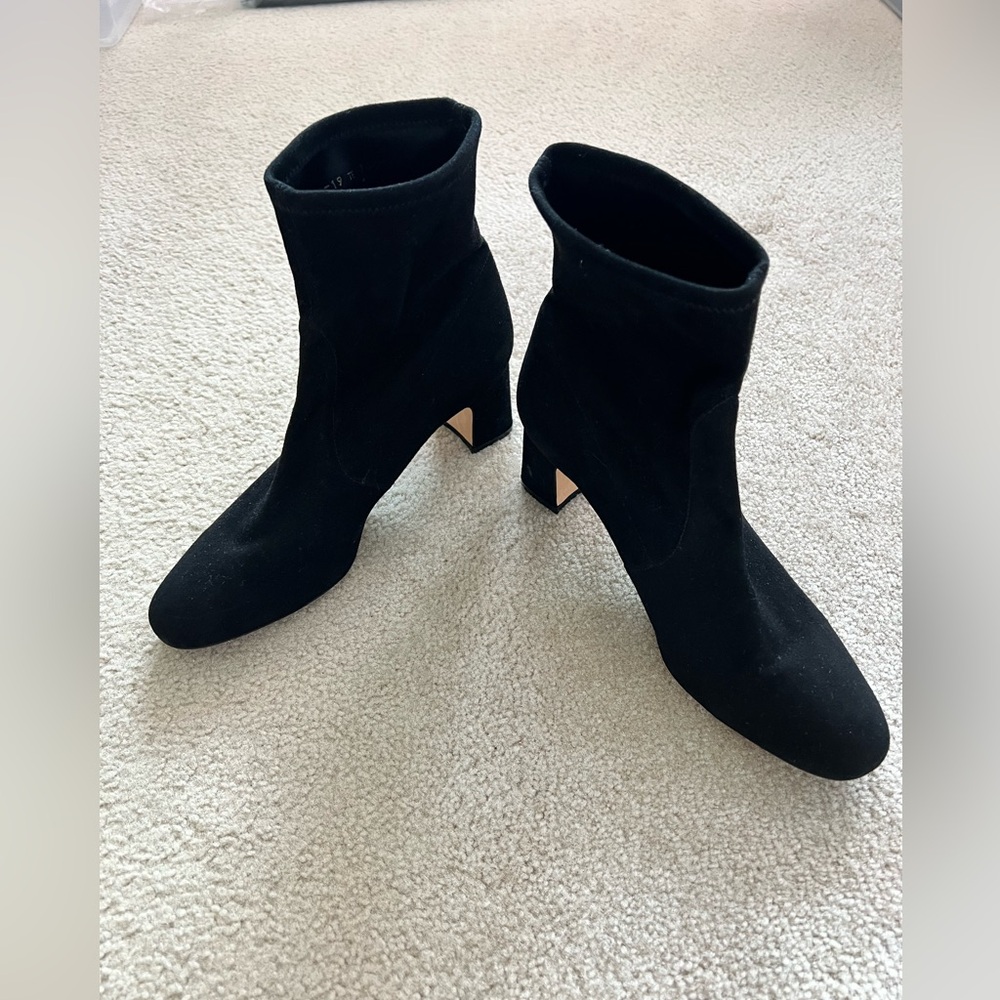 Women’s Stuart Weitzman Pull On Black Suede Booties Size 10.5
